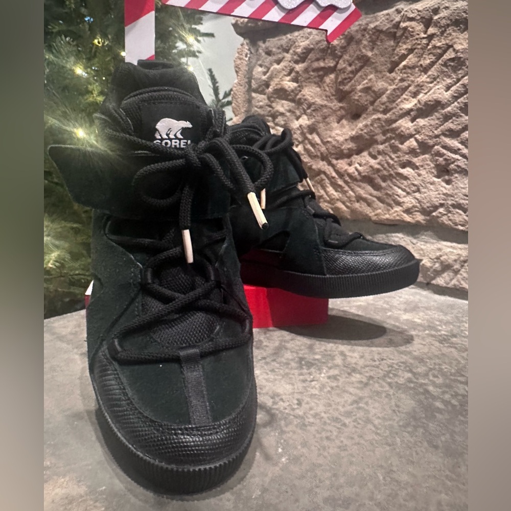Sorel Out n About Sport Wedge Sneaker Boot 8.5 - Picture 2 of 13